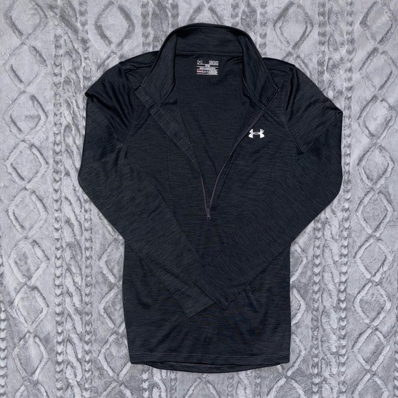Under Armour Pullover Workout Top - Picture 1 of 6